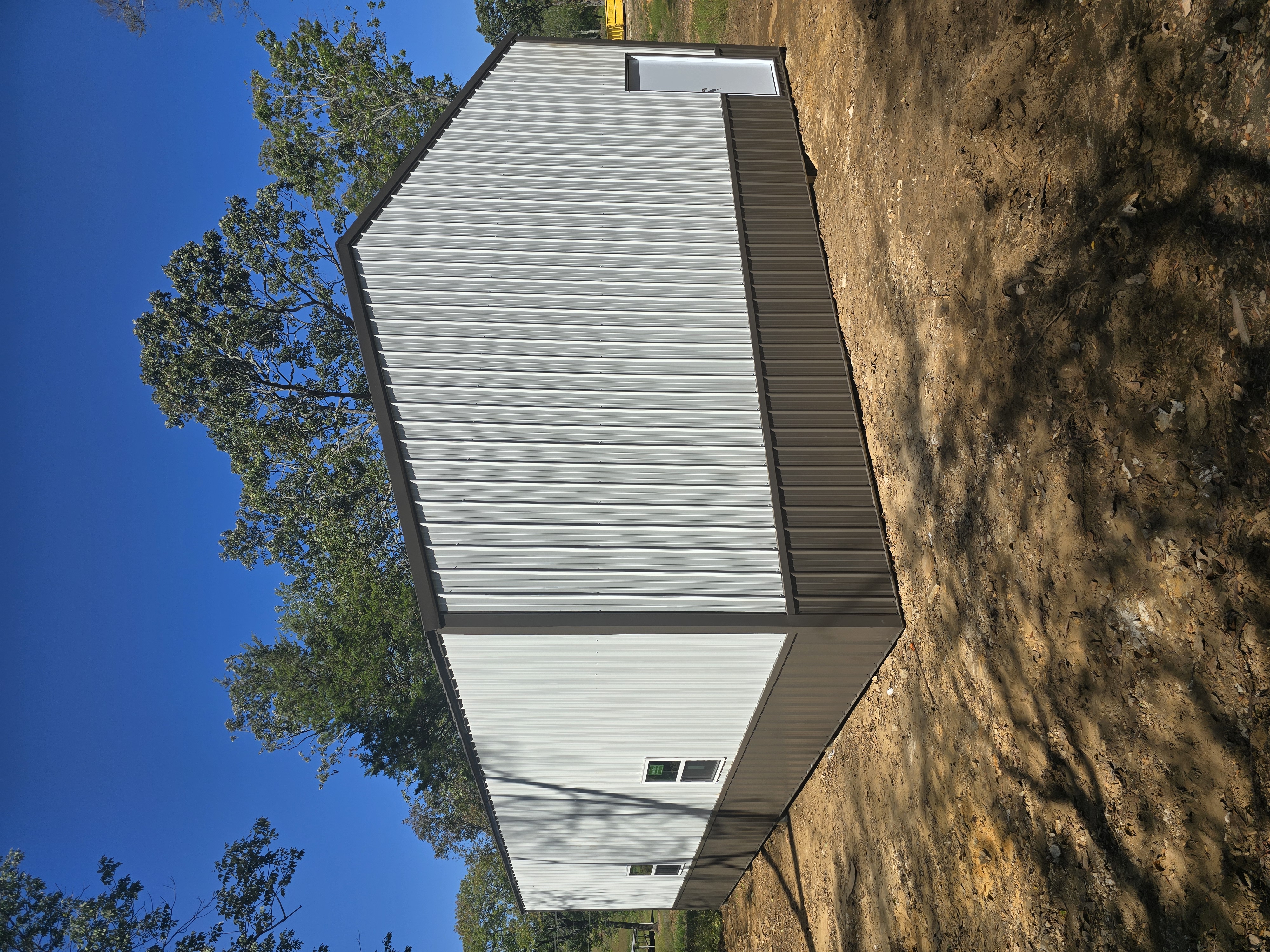 Post-frame pole barn construction in Middle Tennessee